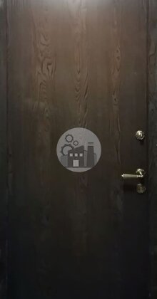 входная дверь с отделкой ламинатом